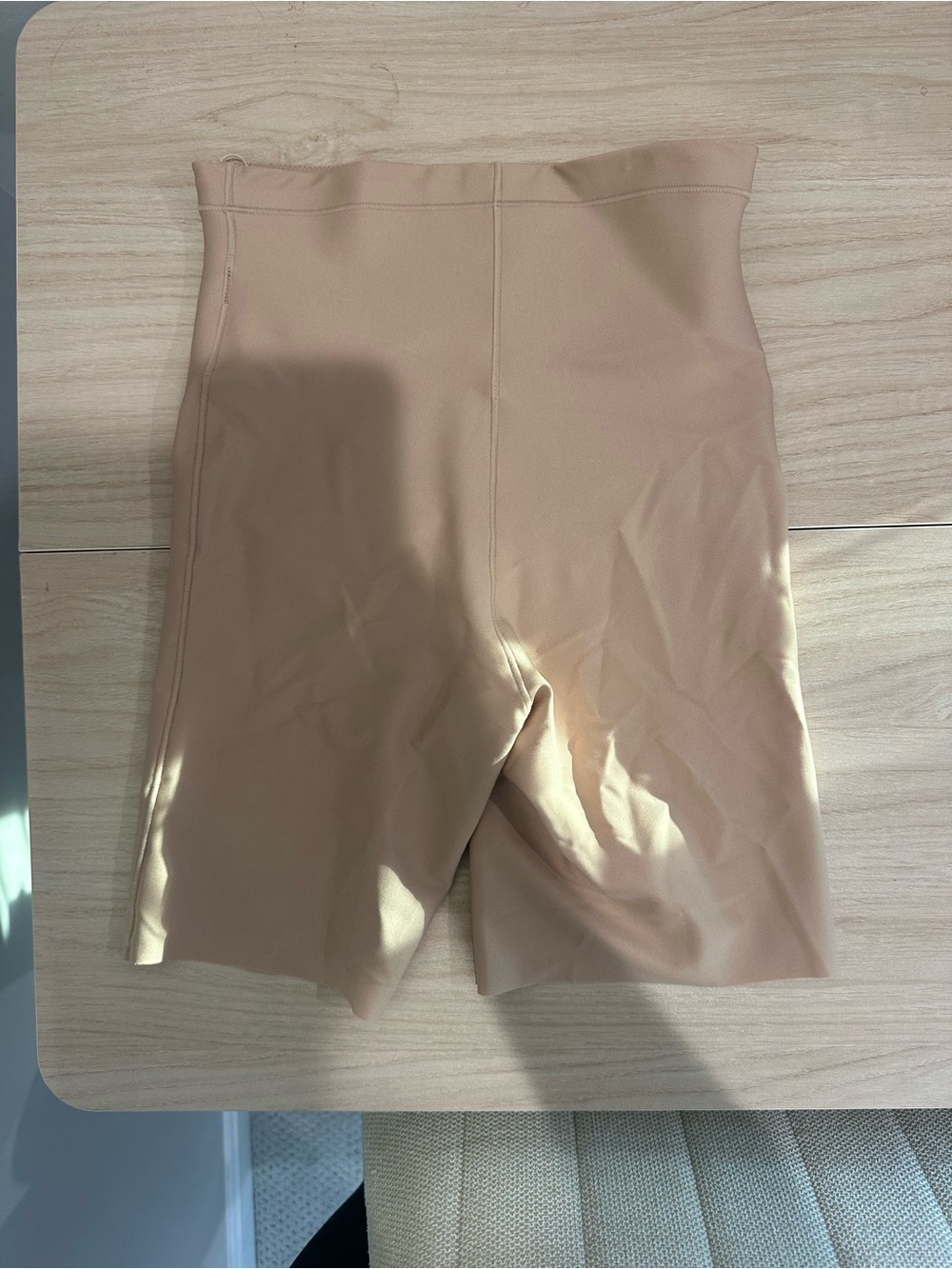 NWT Skims Mid Rise Short - Picture 2 of 3